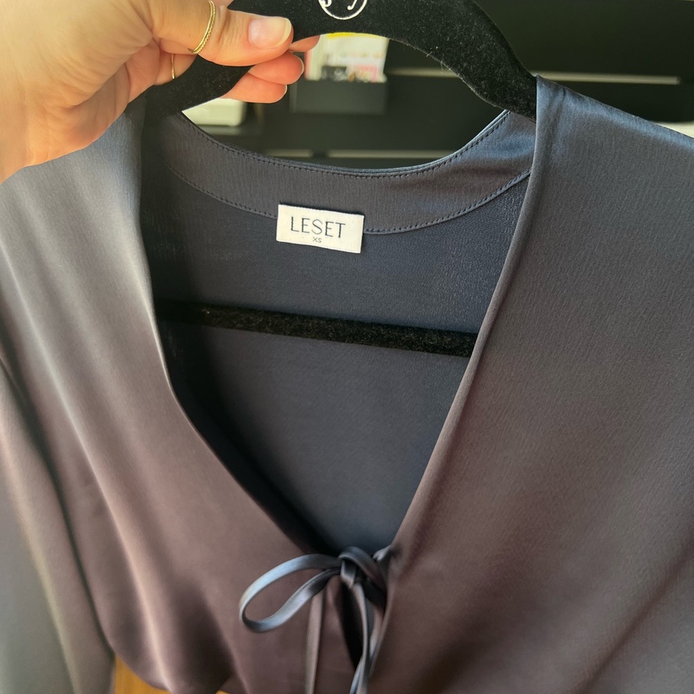 LESET Women's Navy Tie-Front Going Out Top - Picture 2 of 5